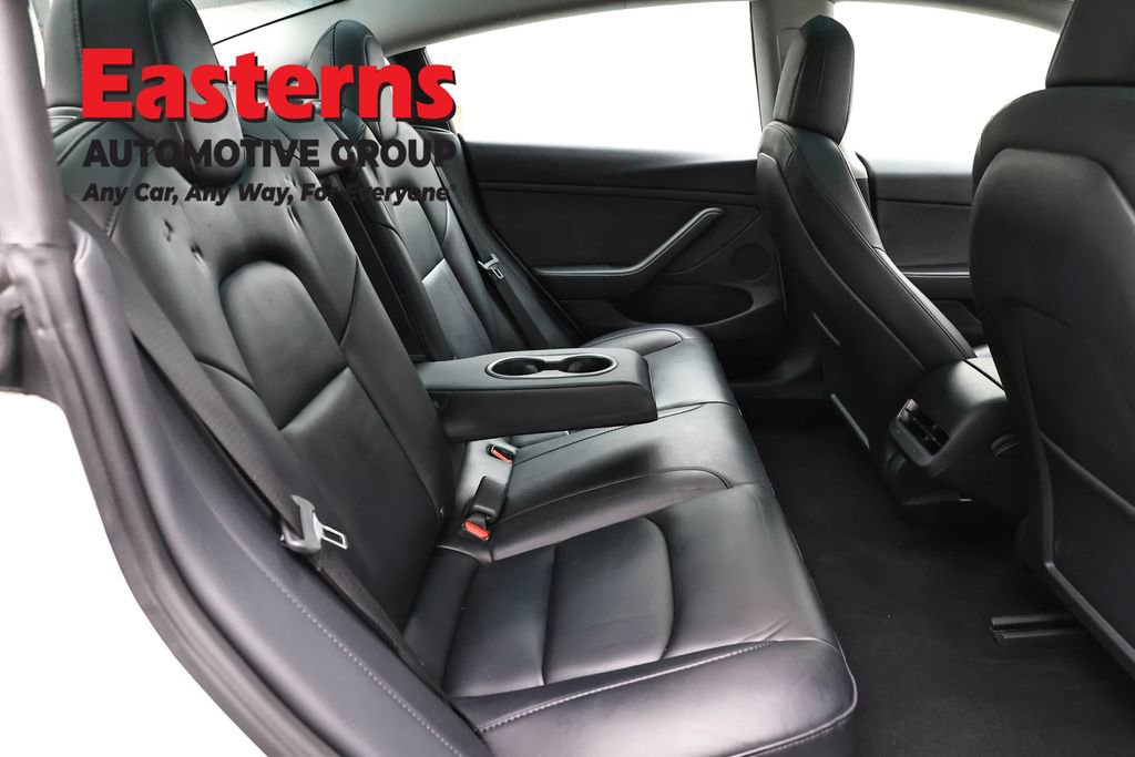 Used 2023 Tesla Model 3 Standard Range image 18