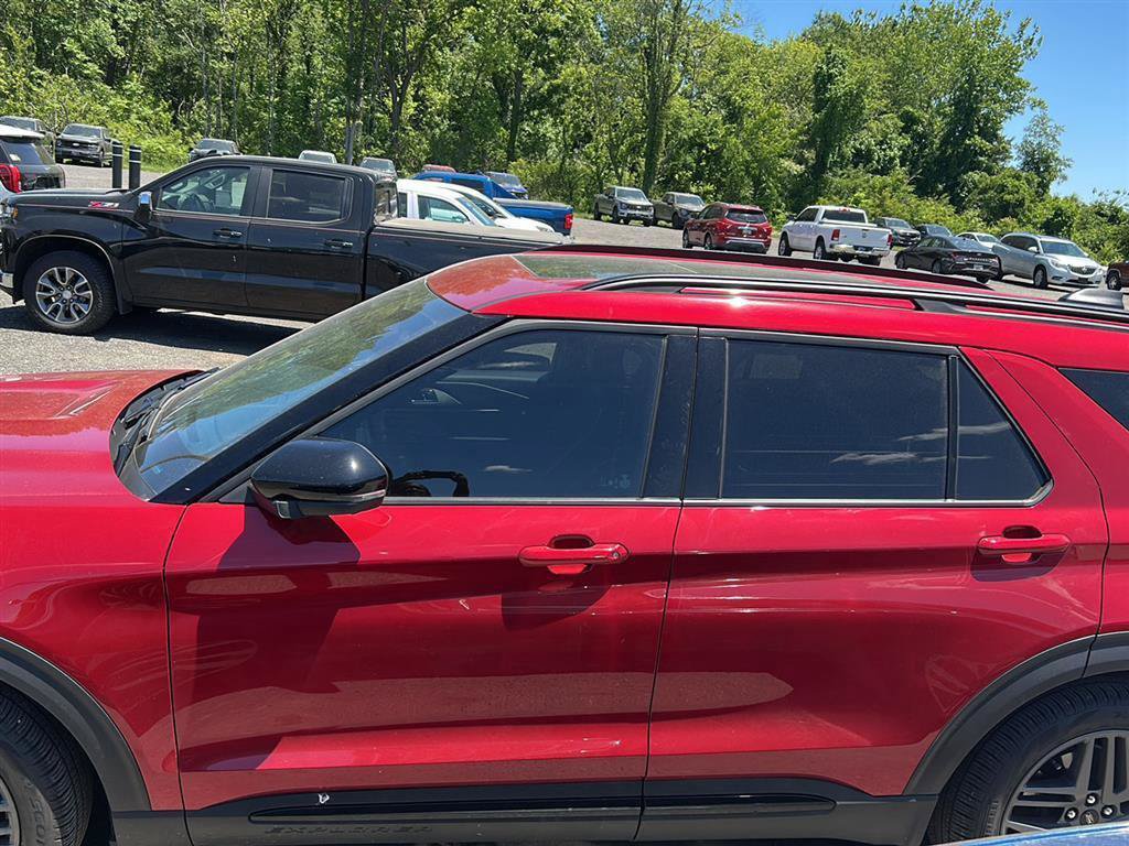 Used 2025 Ford Explorer ST AWD/4WD image 22