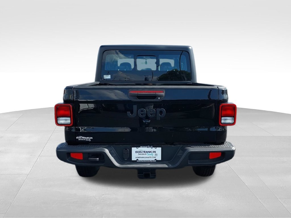 New 2026 Jeep Gladiator Sport AWD/4WD image 8