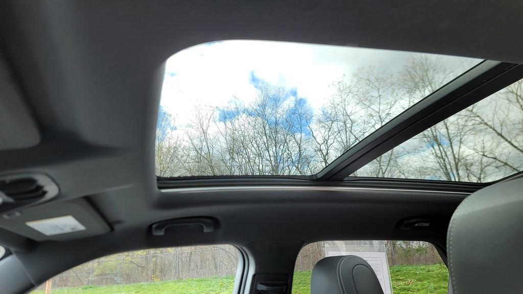 Used 2023 Chevrolet TrailBlazer ACTIV w/ Sun and Liftgate Package image 24