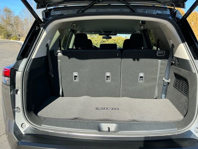 New 2026 Nissan Pathfinder SV image 19
