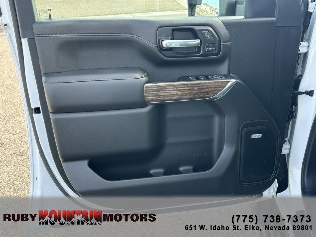 Used 2022 Chevrolet Silverado 3500 High Country w/ Technology Package image 9