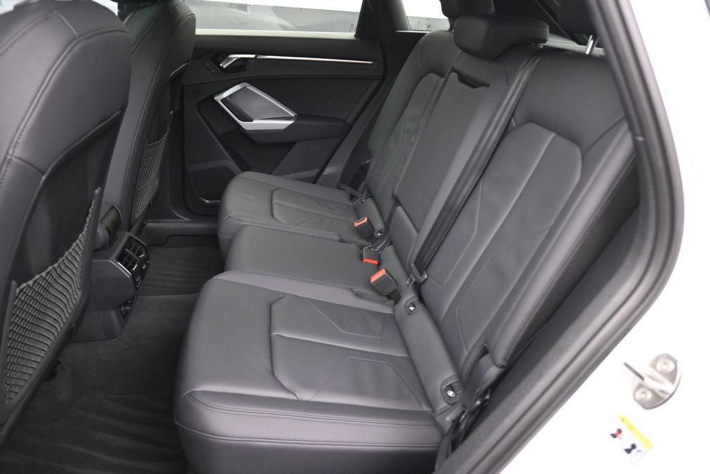 Used 2025 Audi Q3 2.0T Premium AWD/4WD image 23