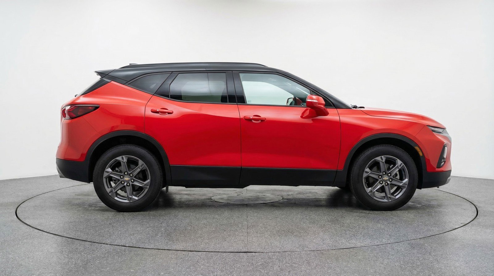 Used 2025 Chevrolet Blazer LT image 11