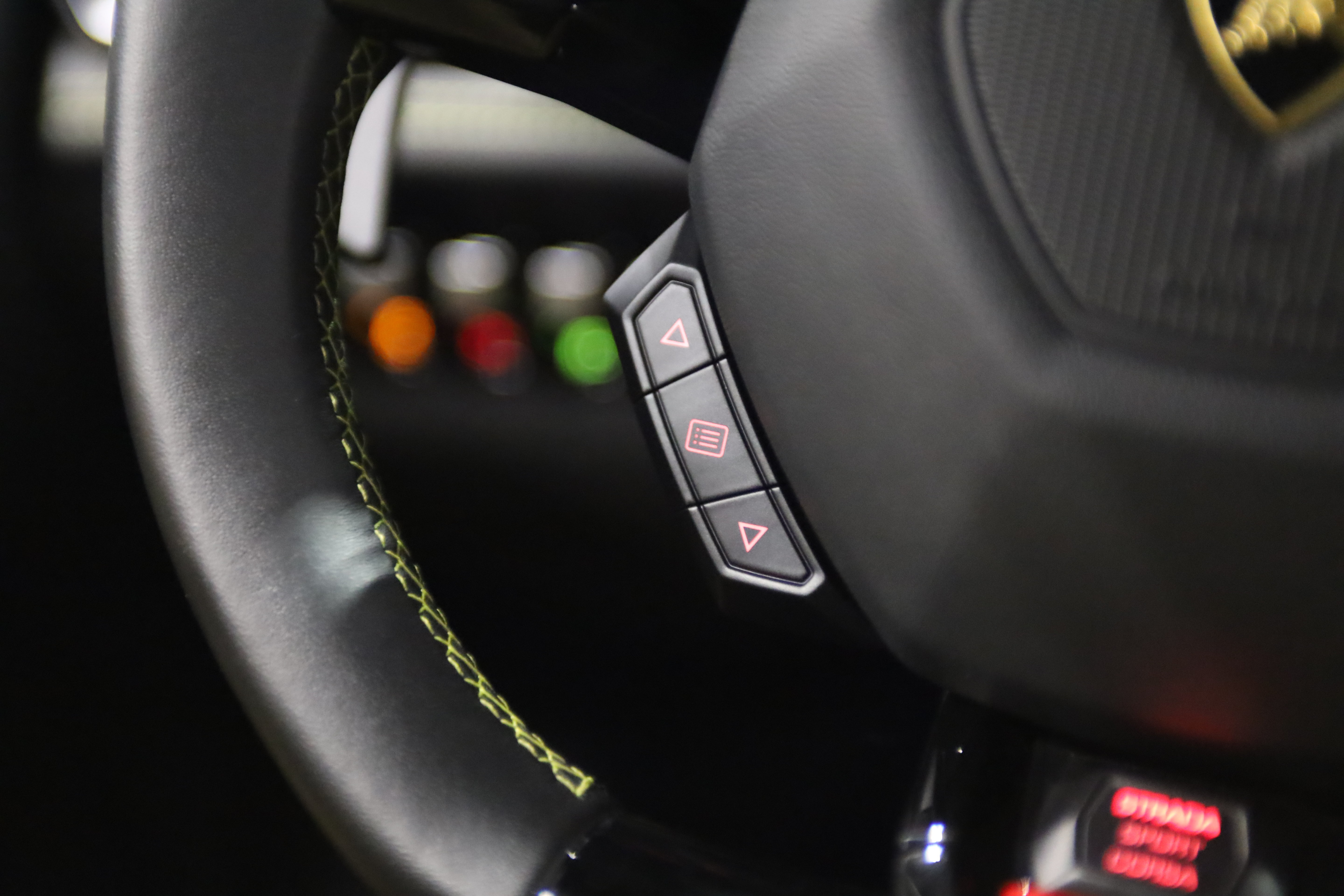 Used 2021 Lamborghini Huracan EVO AWD/4WD image 23