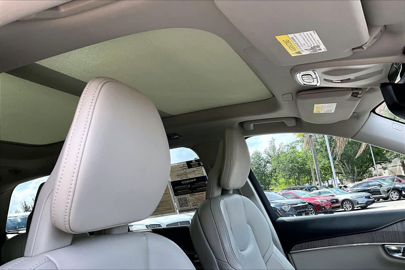 Used 2022 Volvo XC90 T6 Inscription AWD/4WD image 14