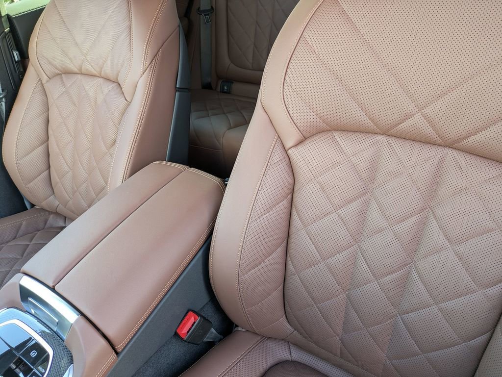 New 2026 BMW X5 M60i w/ Climate Comfort Package image 17