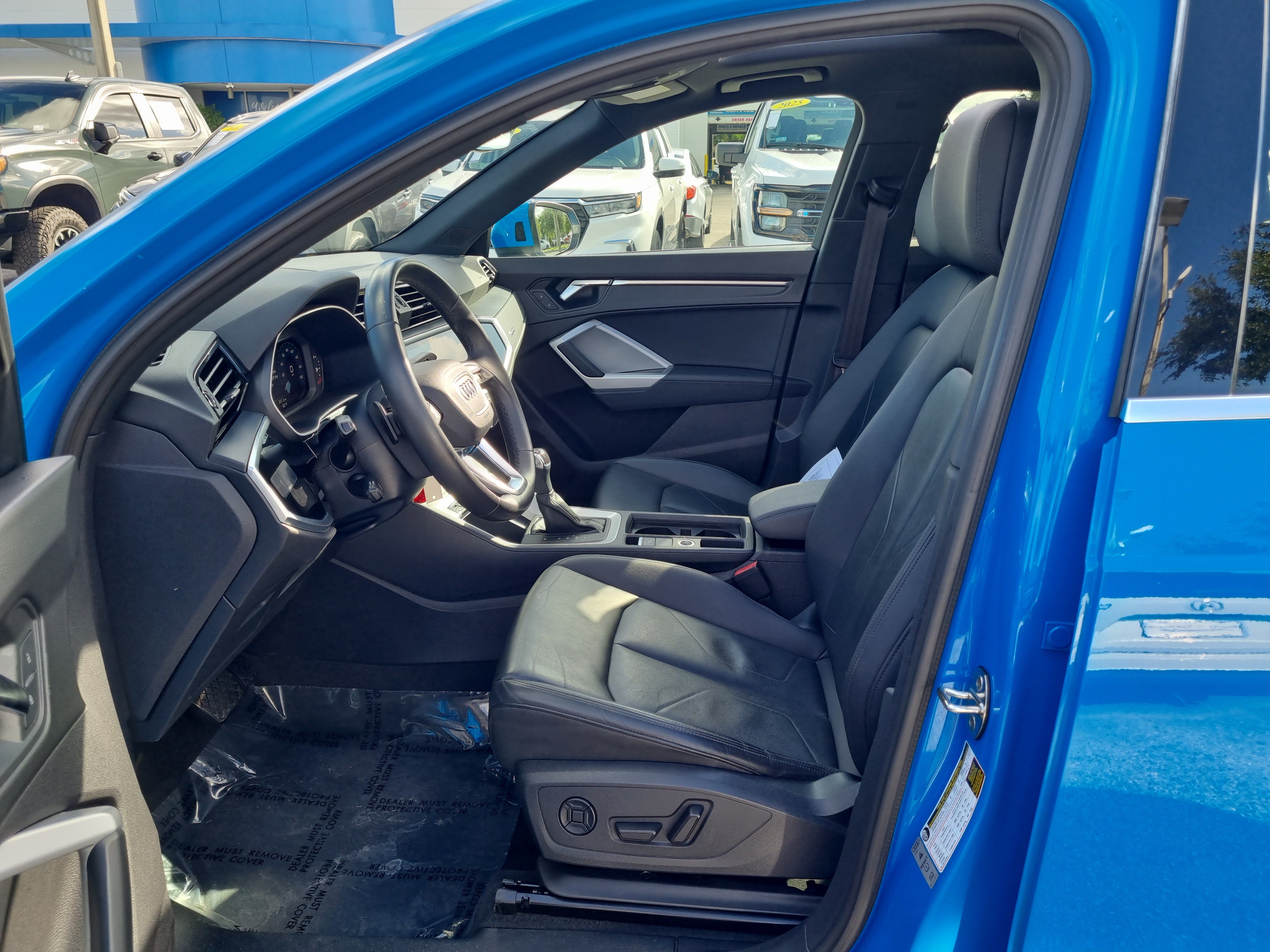 Used 2022 Audi Q3 2.0T Premium AWD/4WD image 24