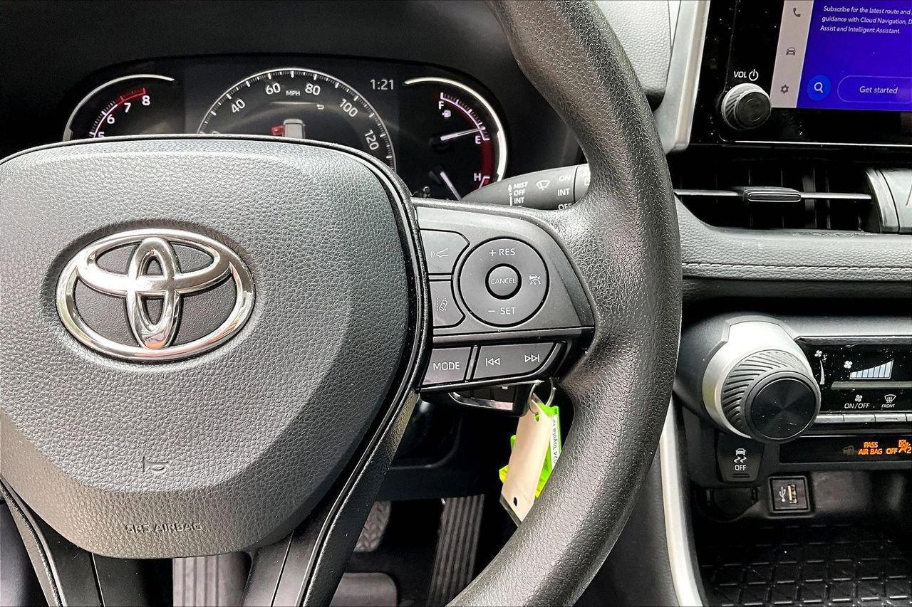 Used 2024 Toyota RAV4 LE FWD image 11