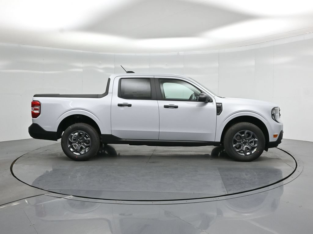 New 2026 Ford Maverick XLT FWD image 19