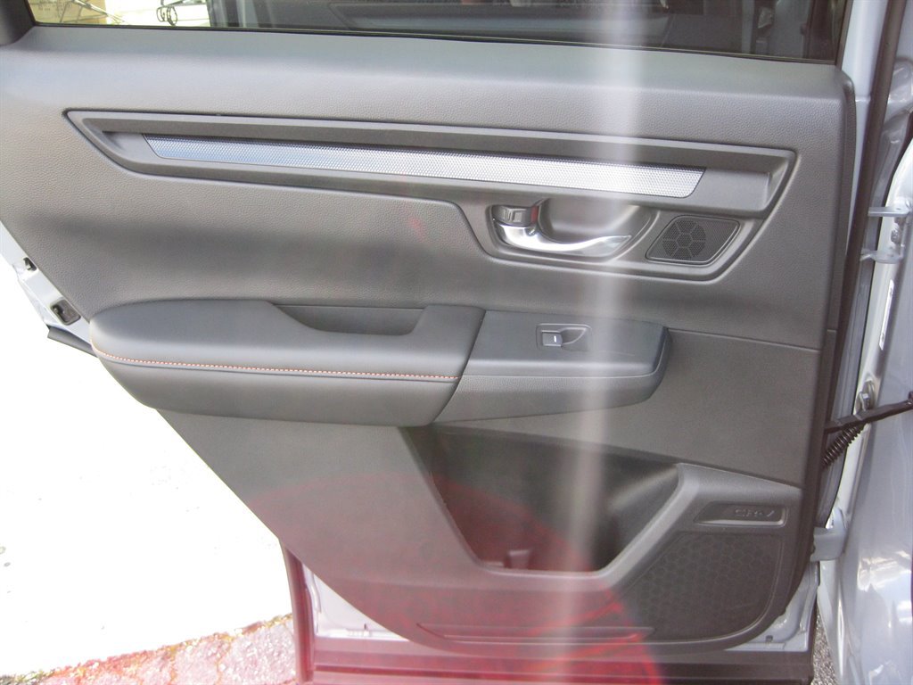 Used 2026 Honda CR-V Sport-L image 32