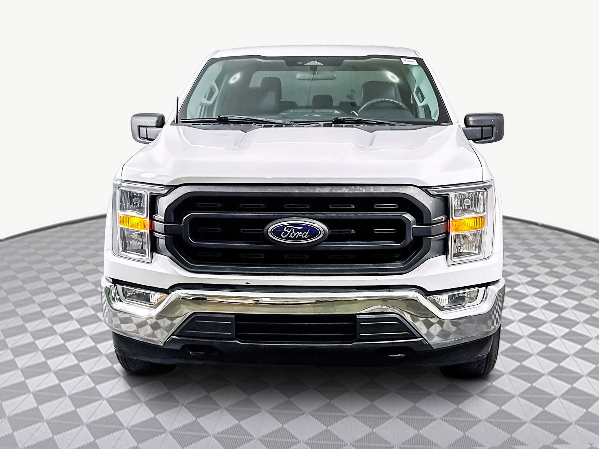Used 2022 Ford F150 XL w/ Trailer Tow Package image 2