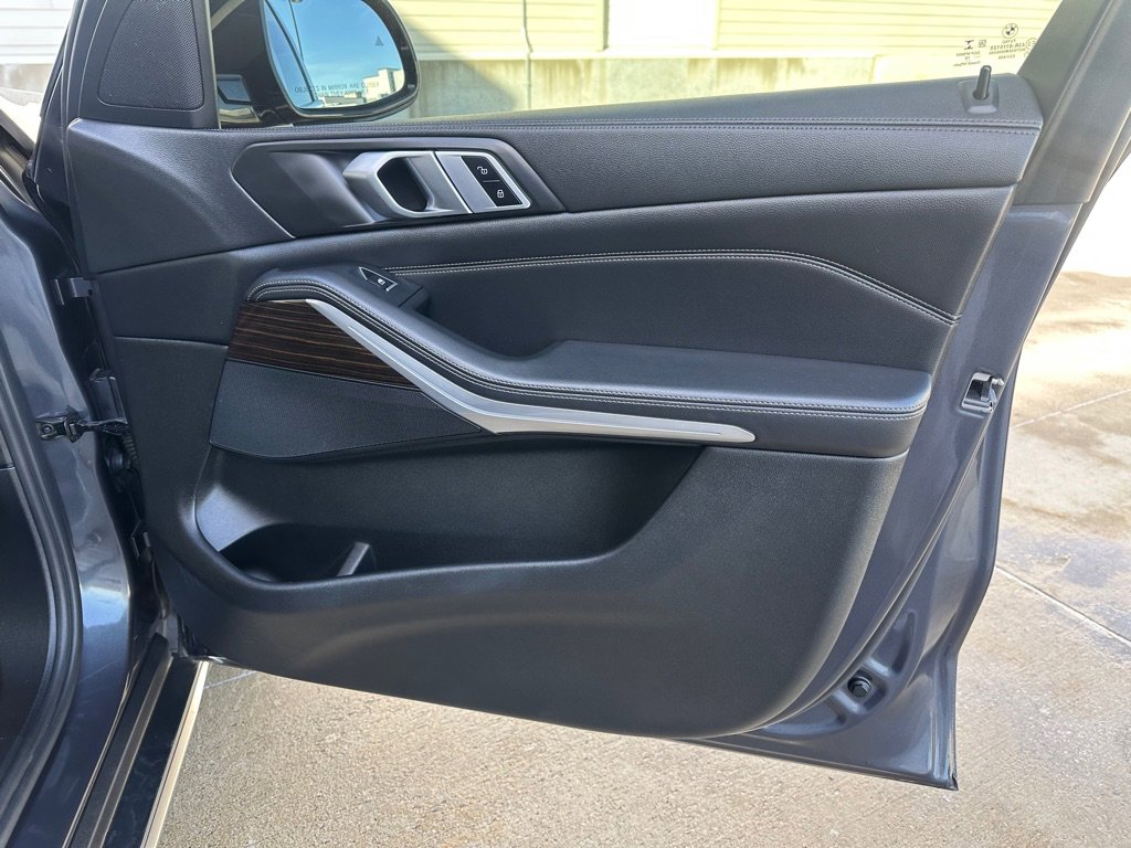 Used 2019 BMW X5 xDrive40i w/ Premium Package 2 AWD/4WD image 29