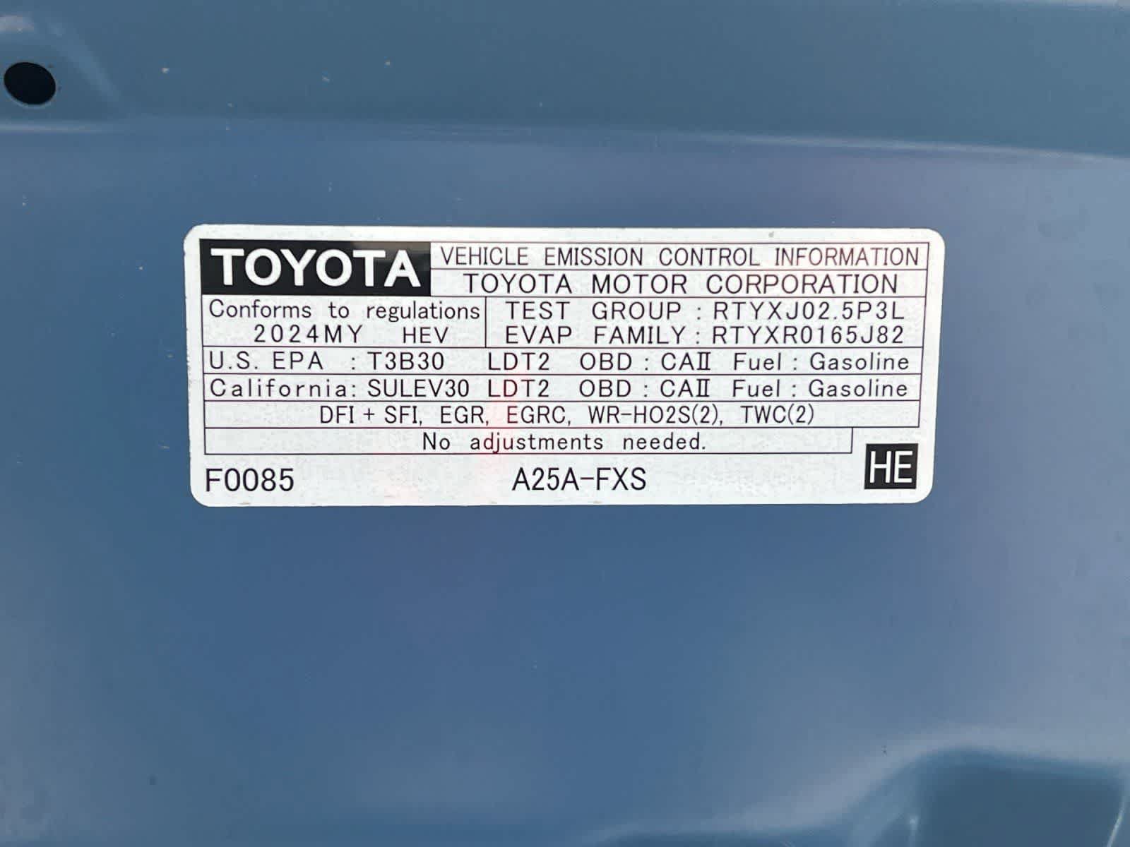 Used 2024 Toyota RAV4 SE AWD/4WD image 30