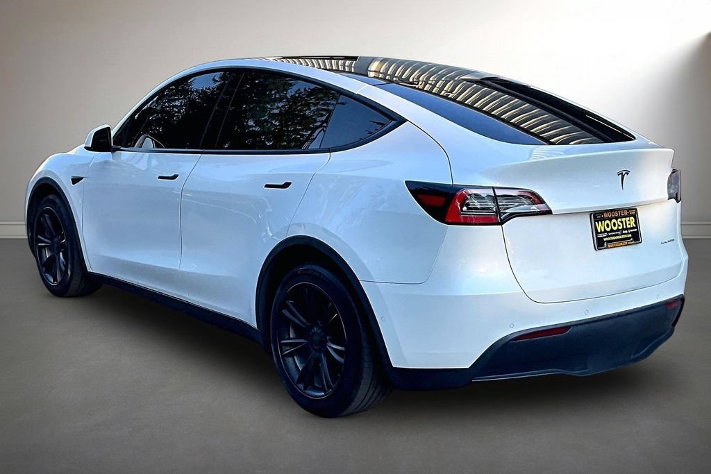 Used 2021 Tesla Model Y Long Range AWD/4WD image 4