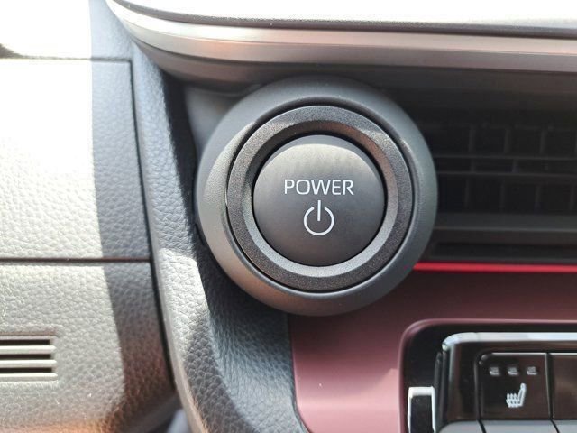 New 2025 Toyota Prius XSE image 27