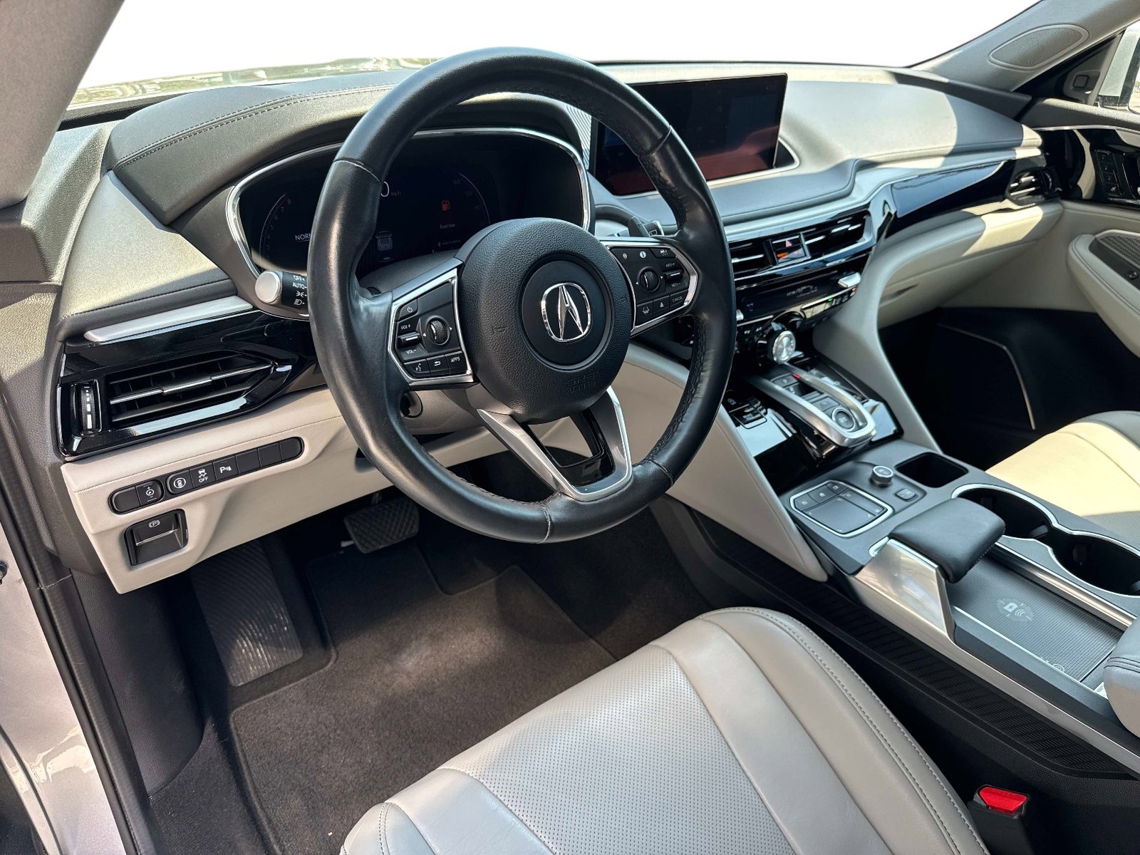 Used 2022 Acura MDX FWD w/ Technology Package image 23
