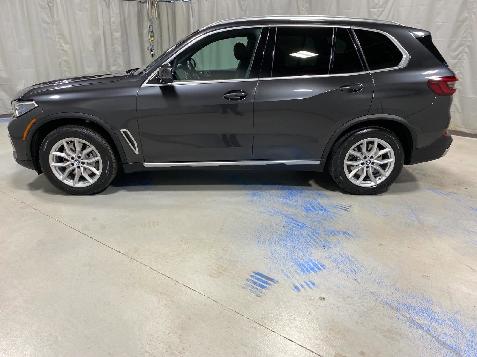 Certified 2023 BMW X5 xDrive40i w/ Executive Package image 5