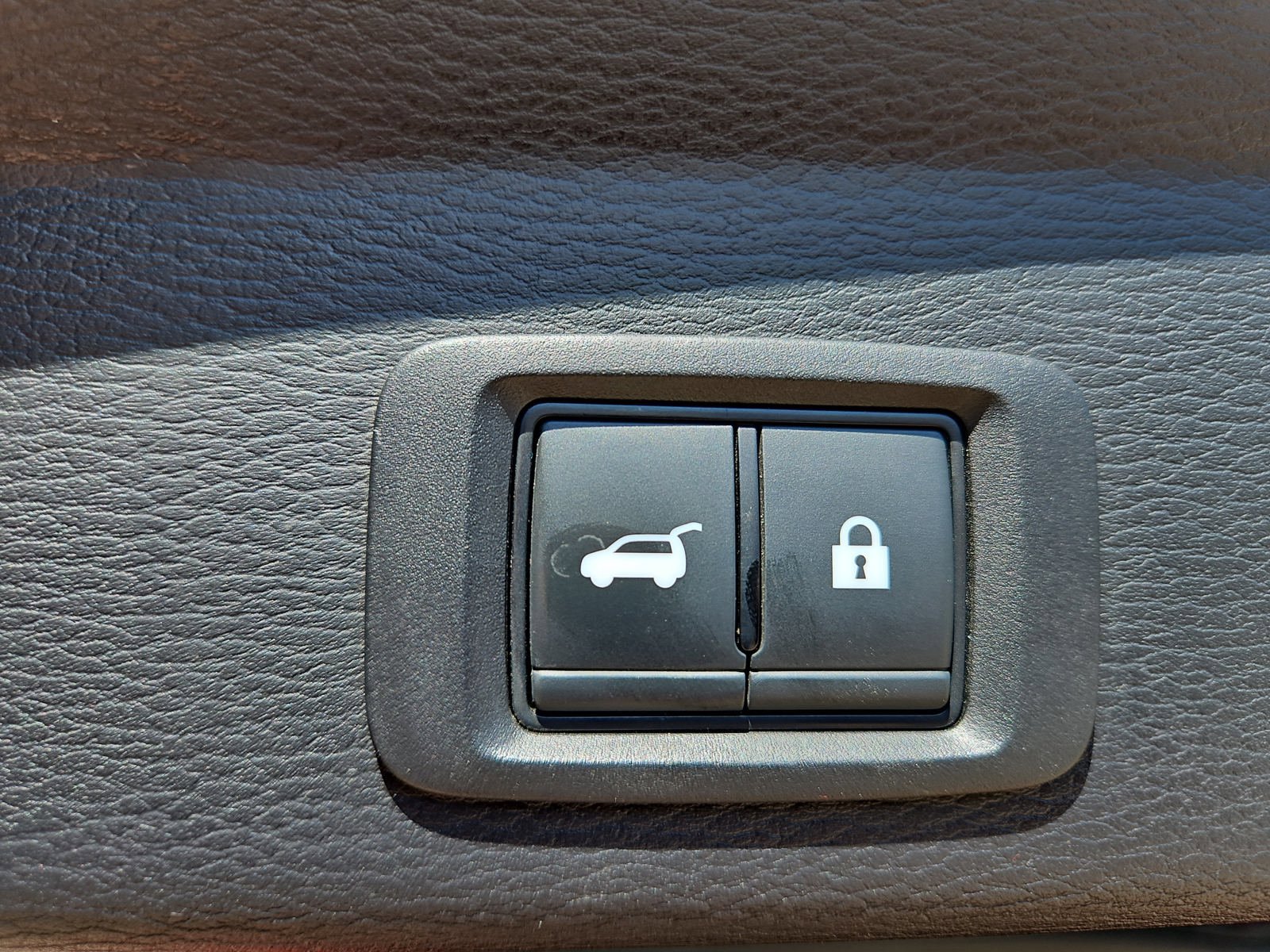 Used 2024 Mitsubishi Outlander SE AWD/4WD image 22