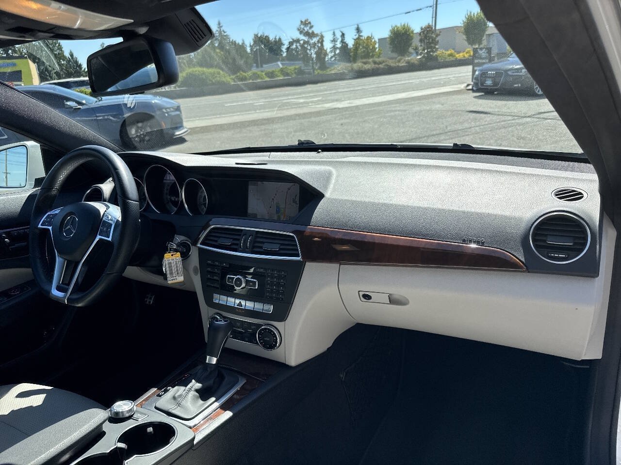 Used 2013 Mercedes-Benz C 250 Coupe image 19