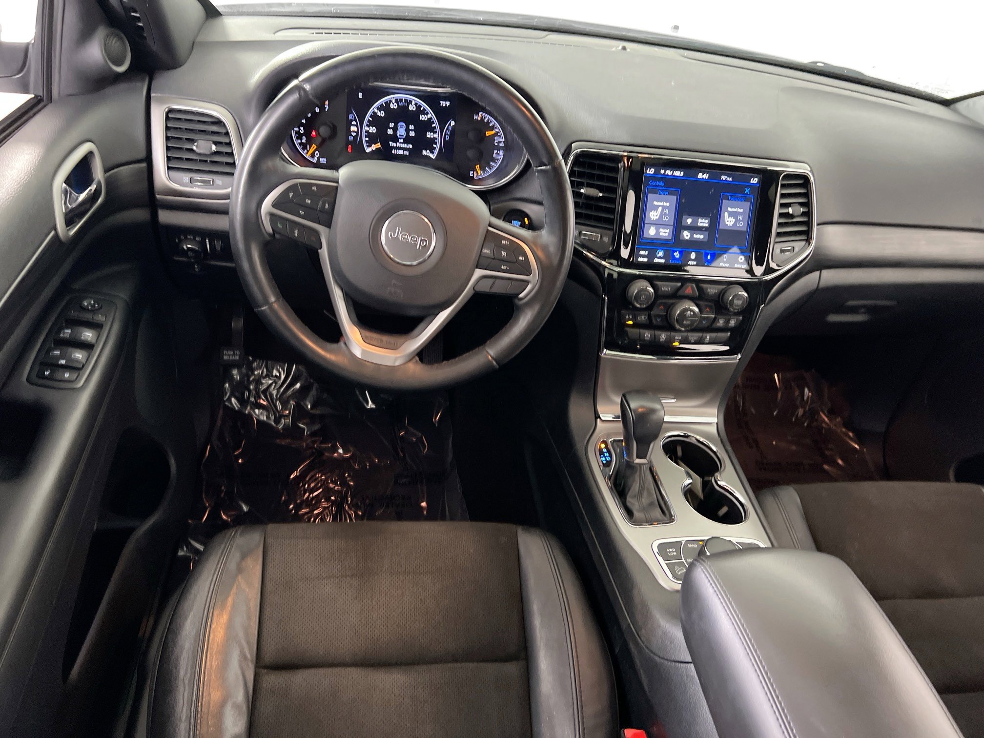 Used 2022 Jeep Grand Cherokee Laredo X image 23