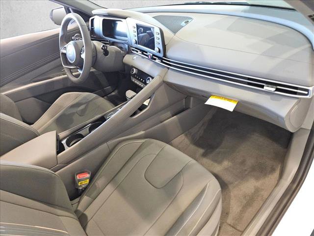 New 2026 Hyundai Elantra SEL Sport Premium image 15
