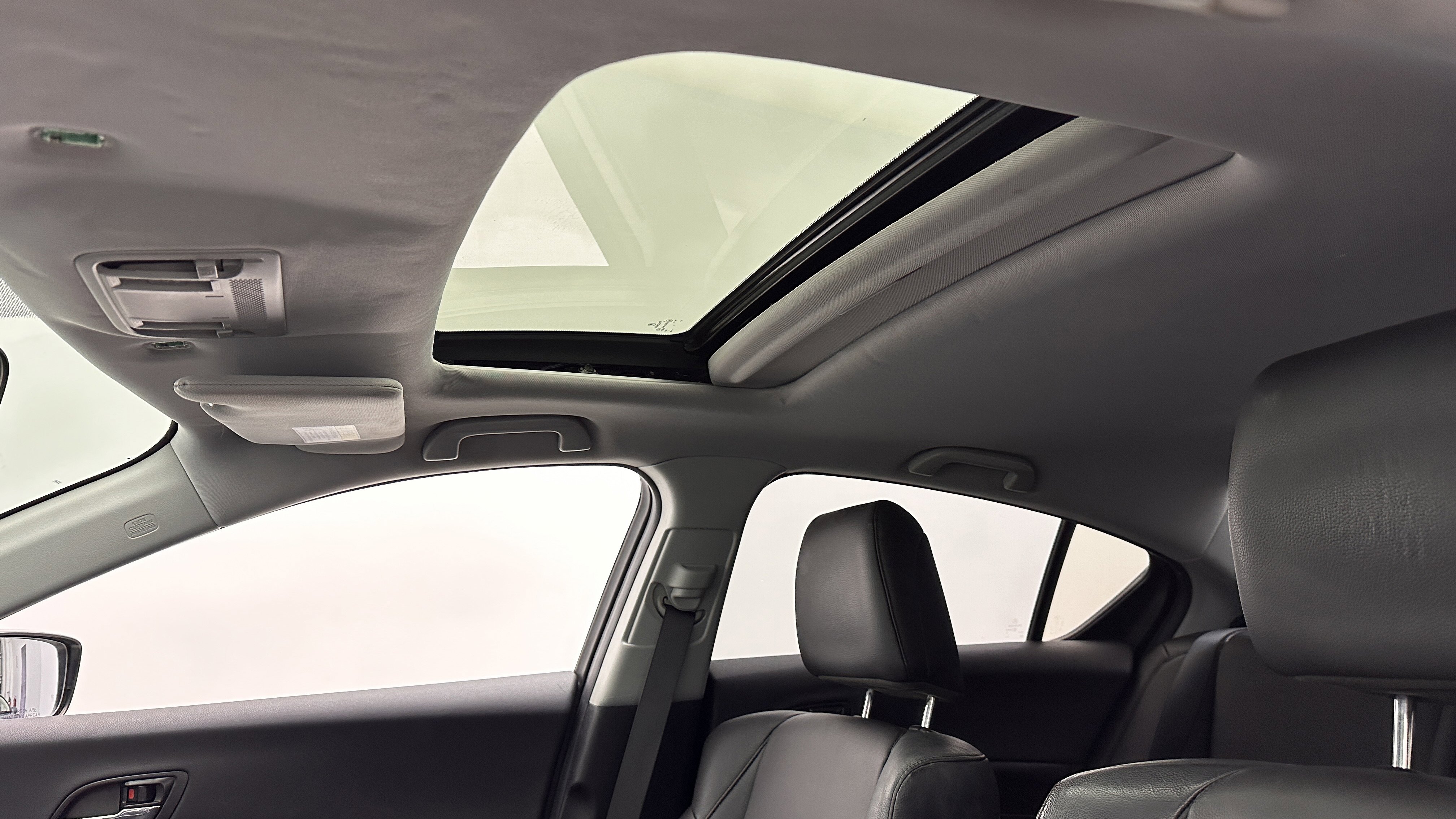 Used 2018 Acura ILX image 5