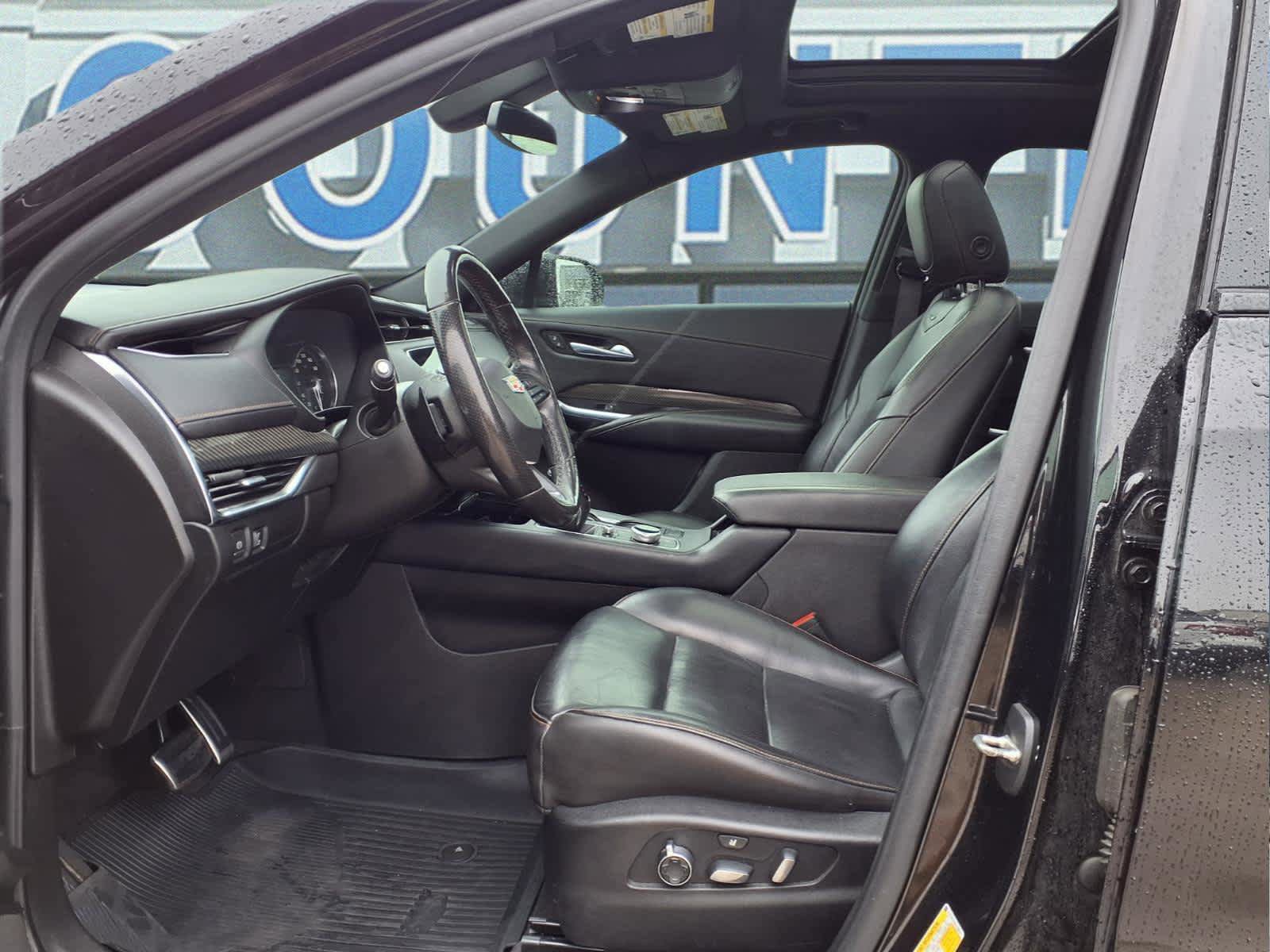 Used 2019 Cadillac XT4 Sport FWD image 13