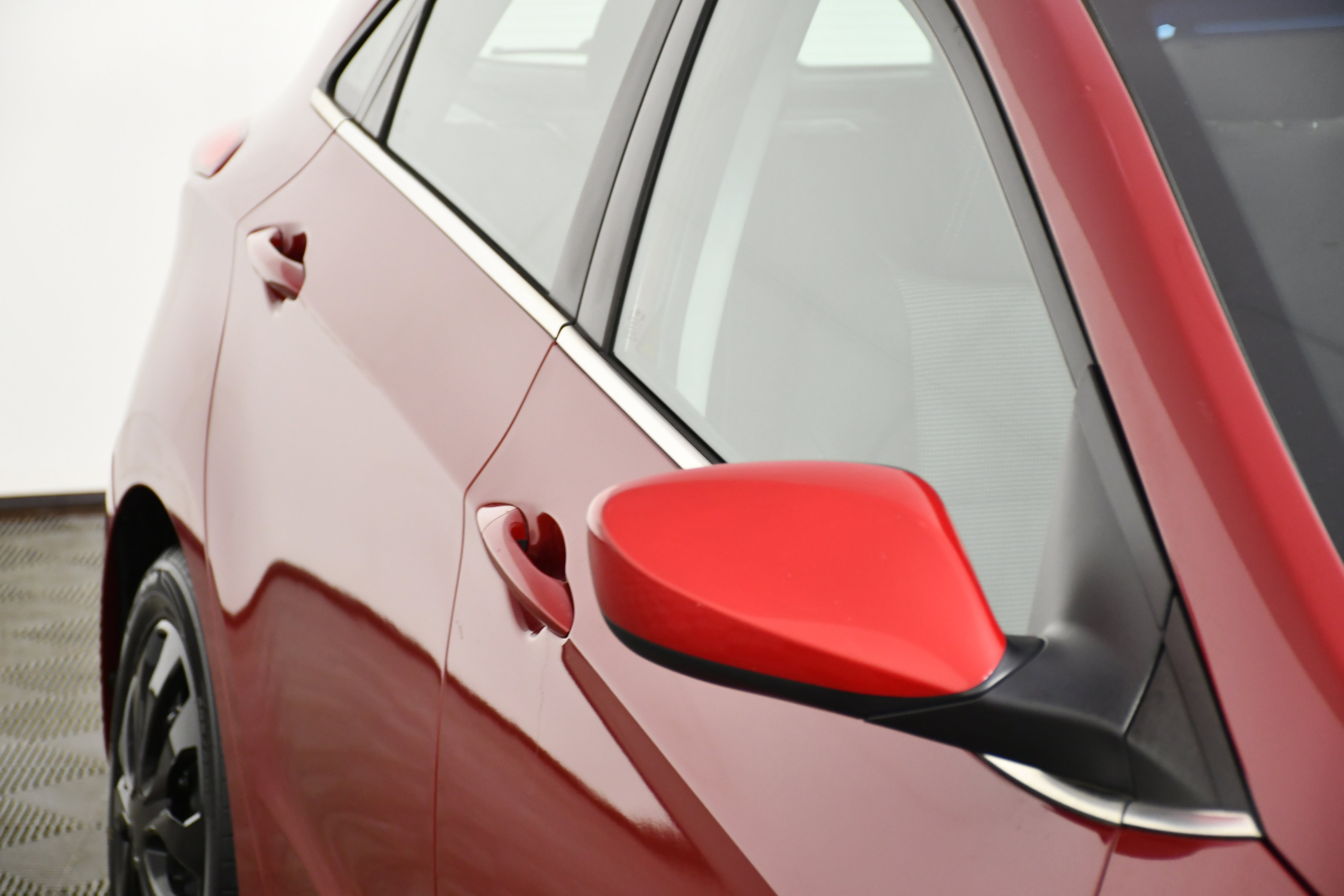 Used 2017 Hyundai Elantra GT image 14