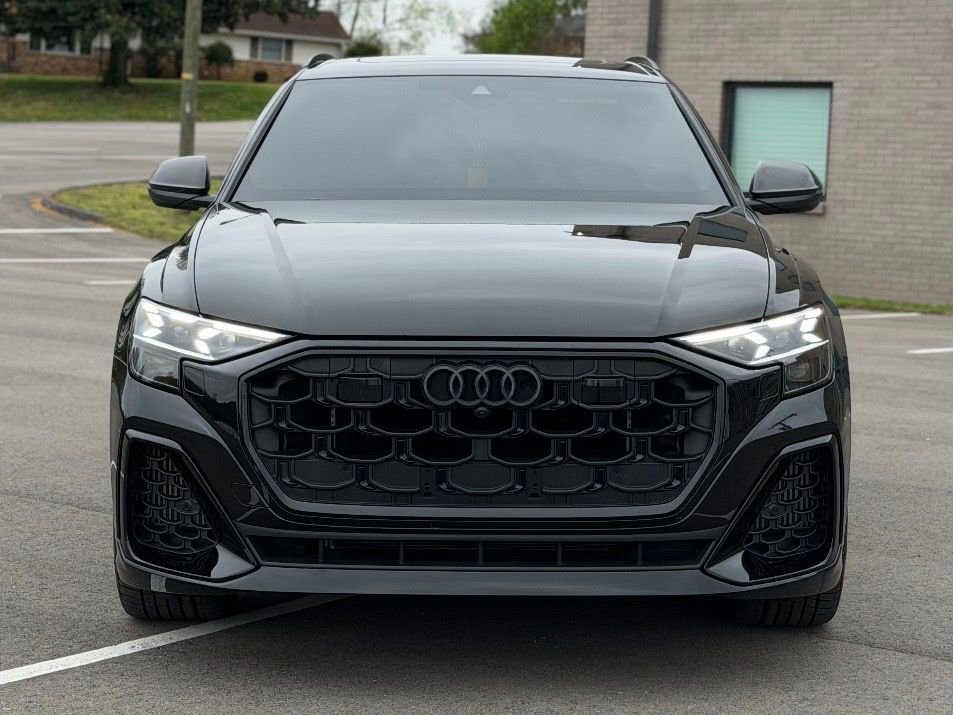 Used 2024 Audi SQ8 Prestige w/ Prestige Package AWD/4WD image 2