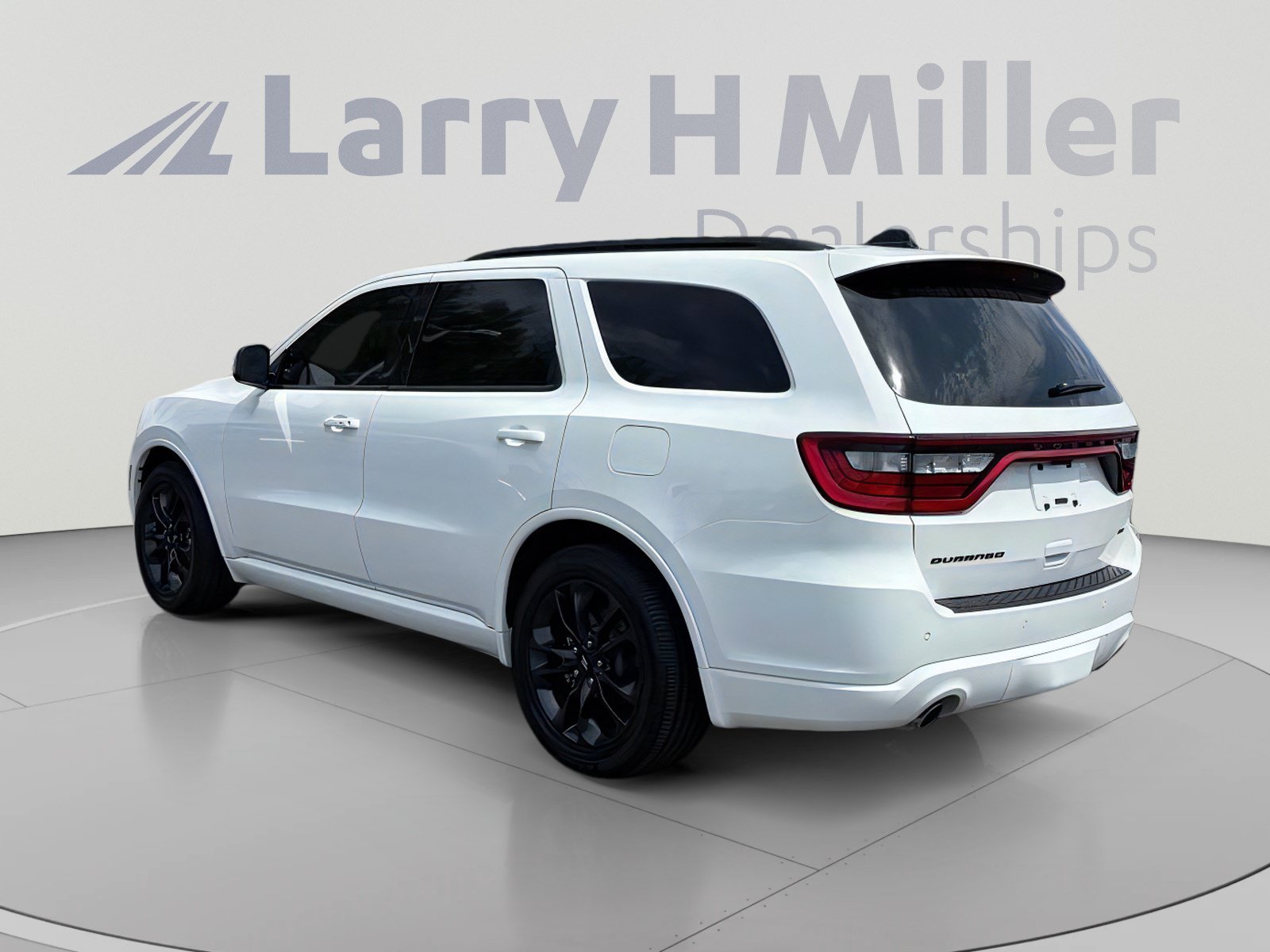 Certified 2026 Dodge Durango GT w/ Blacktop Package RWD image 4