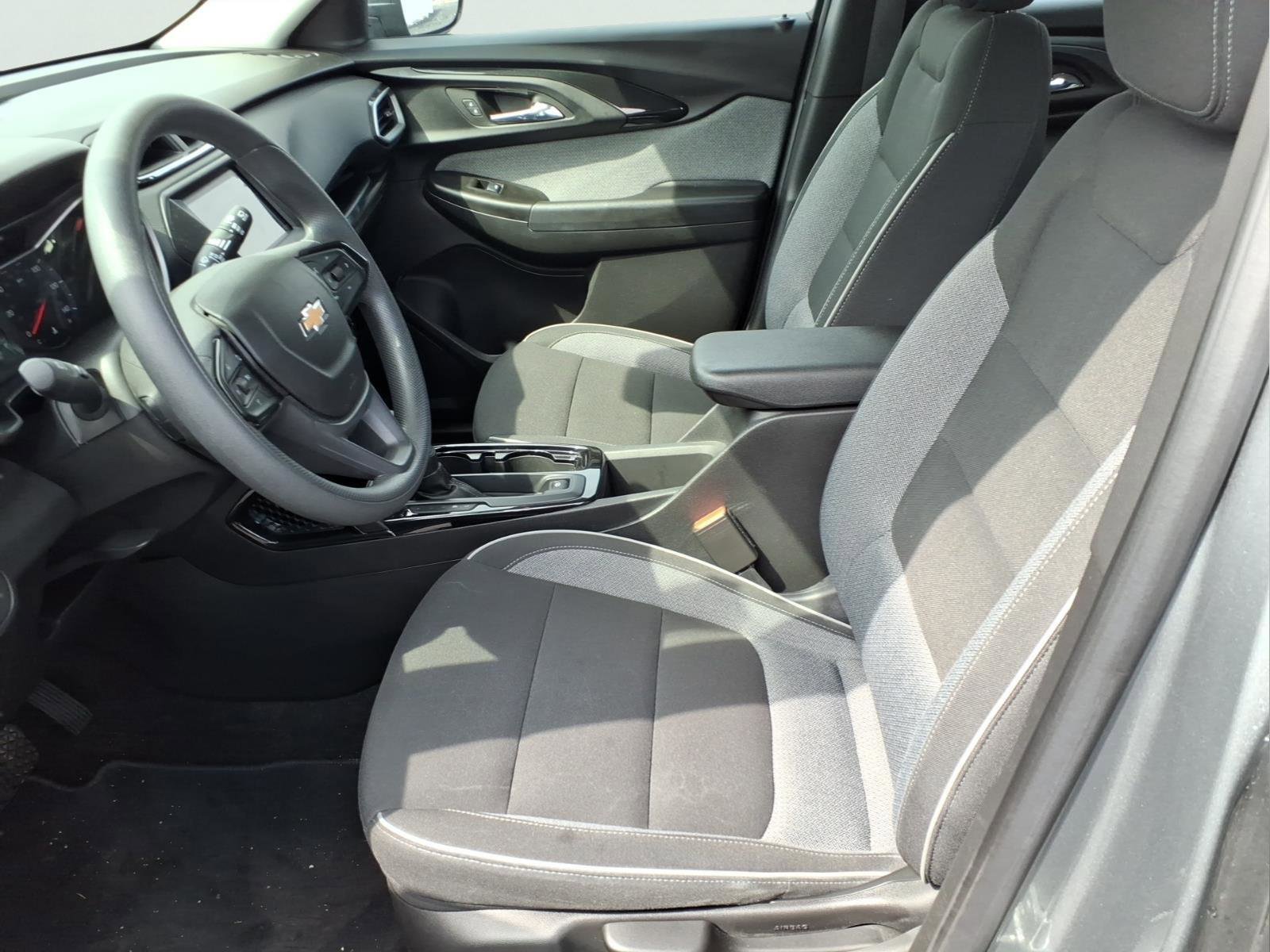 Used 2023 Chevrolet TrailBlazer LS image 8