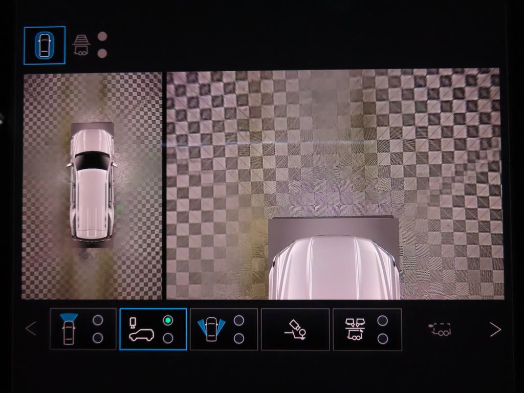 Used 2026 GMC Yukon Denali w/ Denali Reserve Package image 23