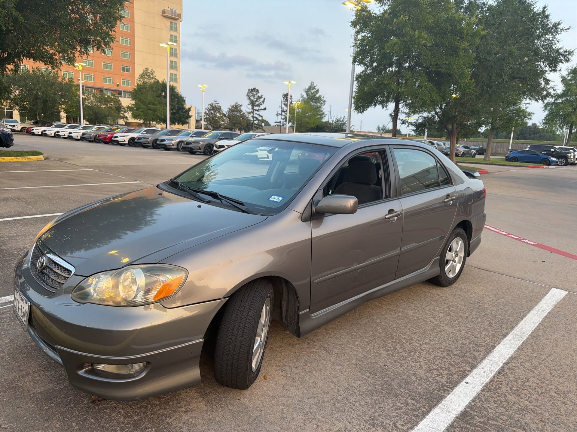 Used 2006 Toyota Corolla S FWD image 1
