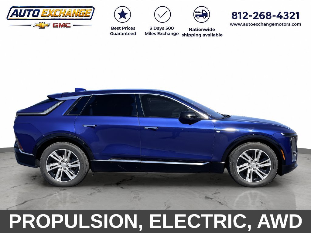 Used 2024 Cadillac Lyriq Tech AWD/4WD image 2