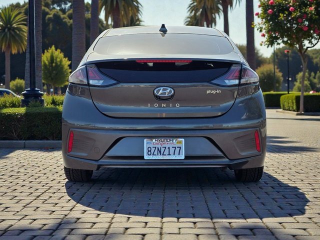 Used 2022 Hyundai Ioniq SEL image 6