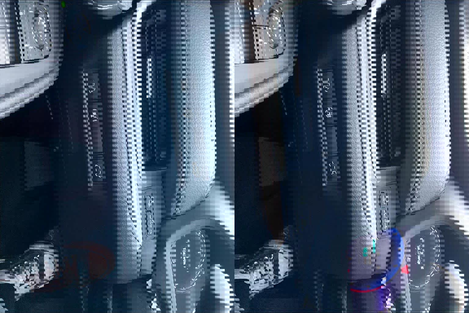 Used 2025 Toyota Grand Highlander AWD image 34