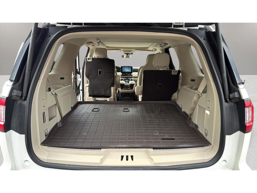 Used 2021 Lincoln Navigator Reserve AWD/4WD image 19