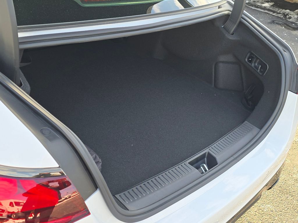 New 2026 Mercedes-Benz E 53 AMG e 4MATIC Sedan image 16