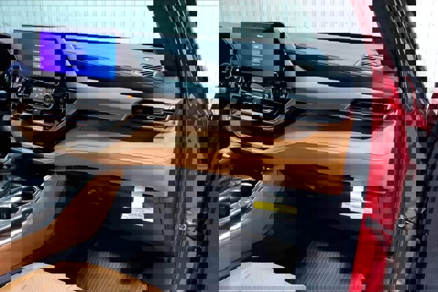 Used 2026 Toyota Highlander Platinum image 16