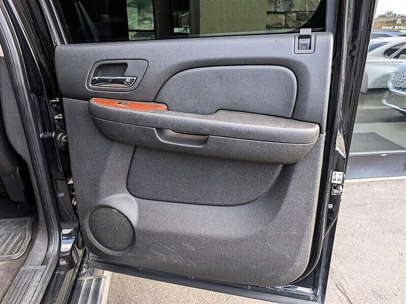 Used 2008 GMC Sierra 2500 SLT AWD/4WD image 27