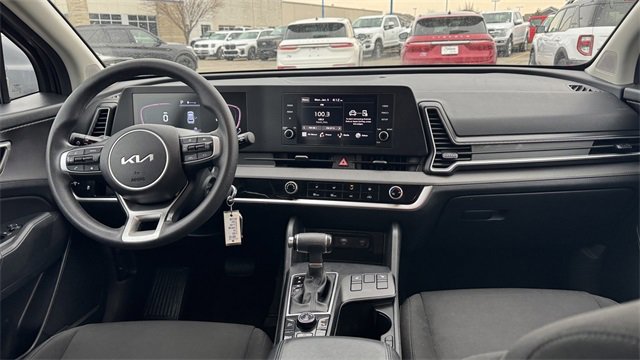 Used 2023 Kia Sportage LX image 16