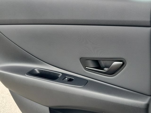 New 2026 Hyundai Elantra SEL Sport FWD image 23