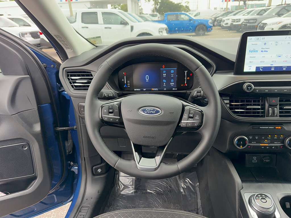 Certified 2023 Ford Escape Active AWD/4WD image 31