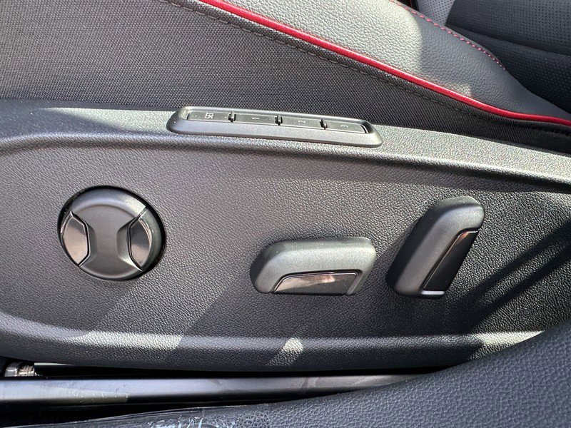 New 2025 Volkswagen GTI SE image 16