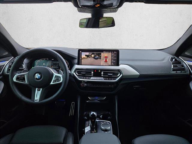 Used 2025 BMW X4 xDrive30i w/ Premium Package image 19