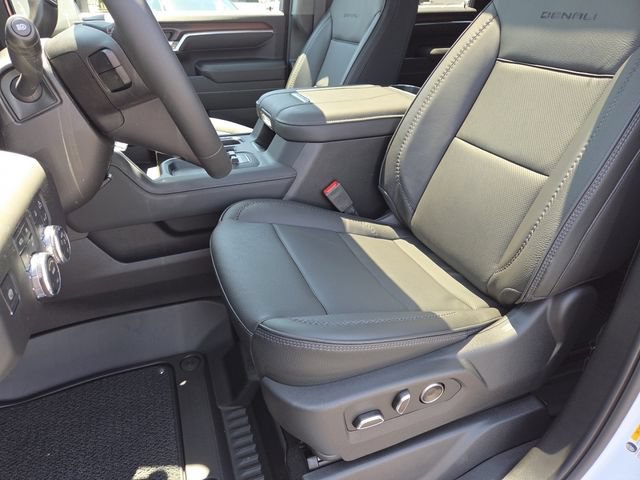 New 2026 GMC Sierra 2500 Denali w/ Denali Reserve Package AWD/4WD image 37