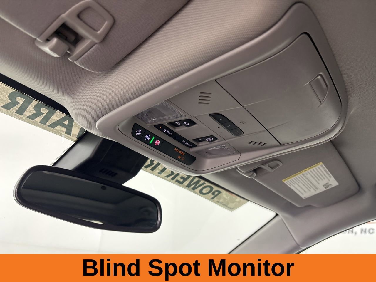 Used 2023 Chevrolet Equinox Premier image 20