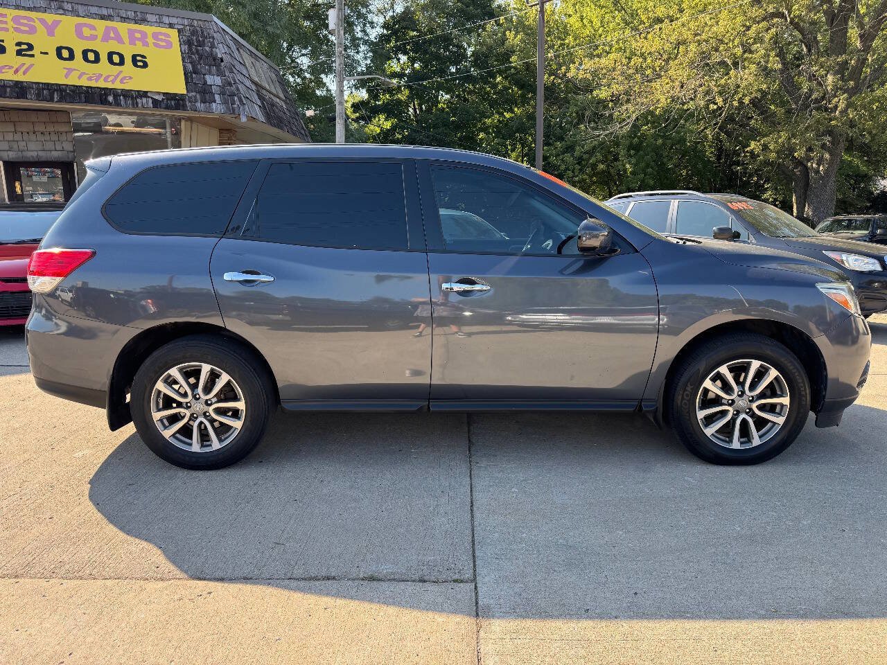 Used 2013 Nissan Pathfinder S image 8