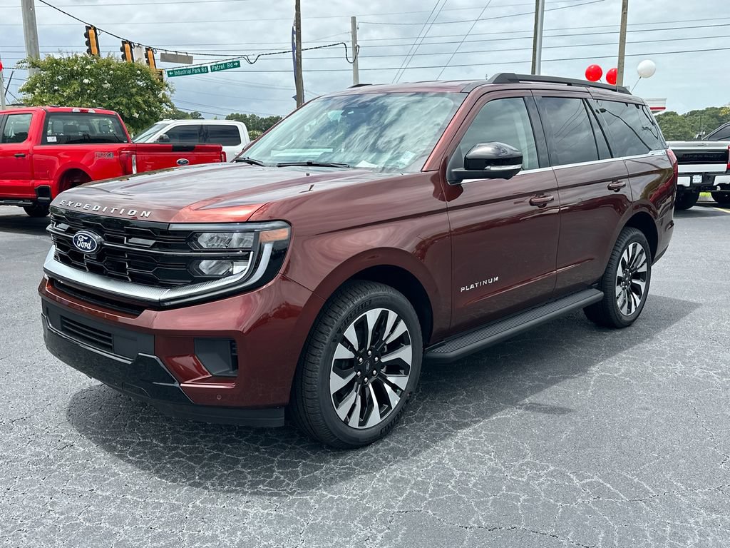 New 2027 Ford Expedition Platinum RWD image 3